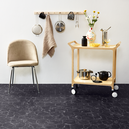 Vinylgolv Tarkett Iconik 240 Neromarquine Hexa Grå