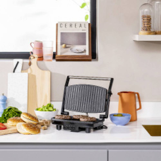 Tristar GR-2856 Bord Klämgrill Kontrolljus, Non-stick-beläggning Svart