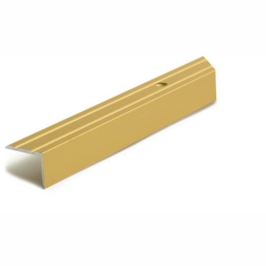 TRAPPNOSLIST GULD 25X20MM 2M | Beijerbygg Byggmaterial