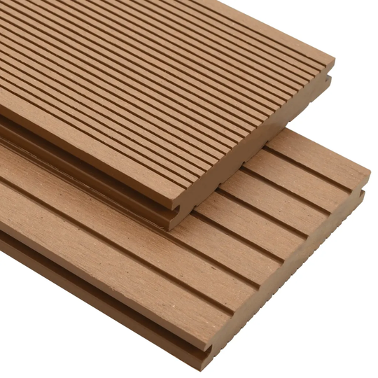 vidaXL WPC massiva golvplattor med tillbehör 16 m² 2,2 m teak