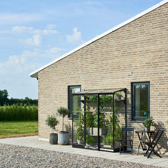 Växthus med sockel Qube Väggväxthus 0,8 m² - 1,2 m² 1,2 m²